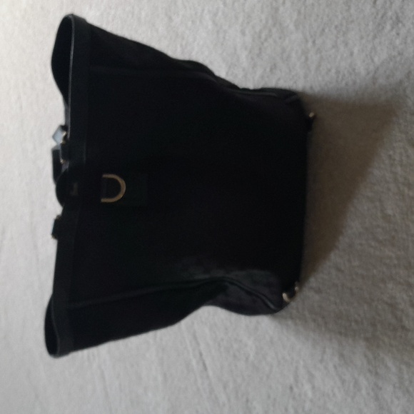 Gucci Tote - Picture 4 of 16